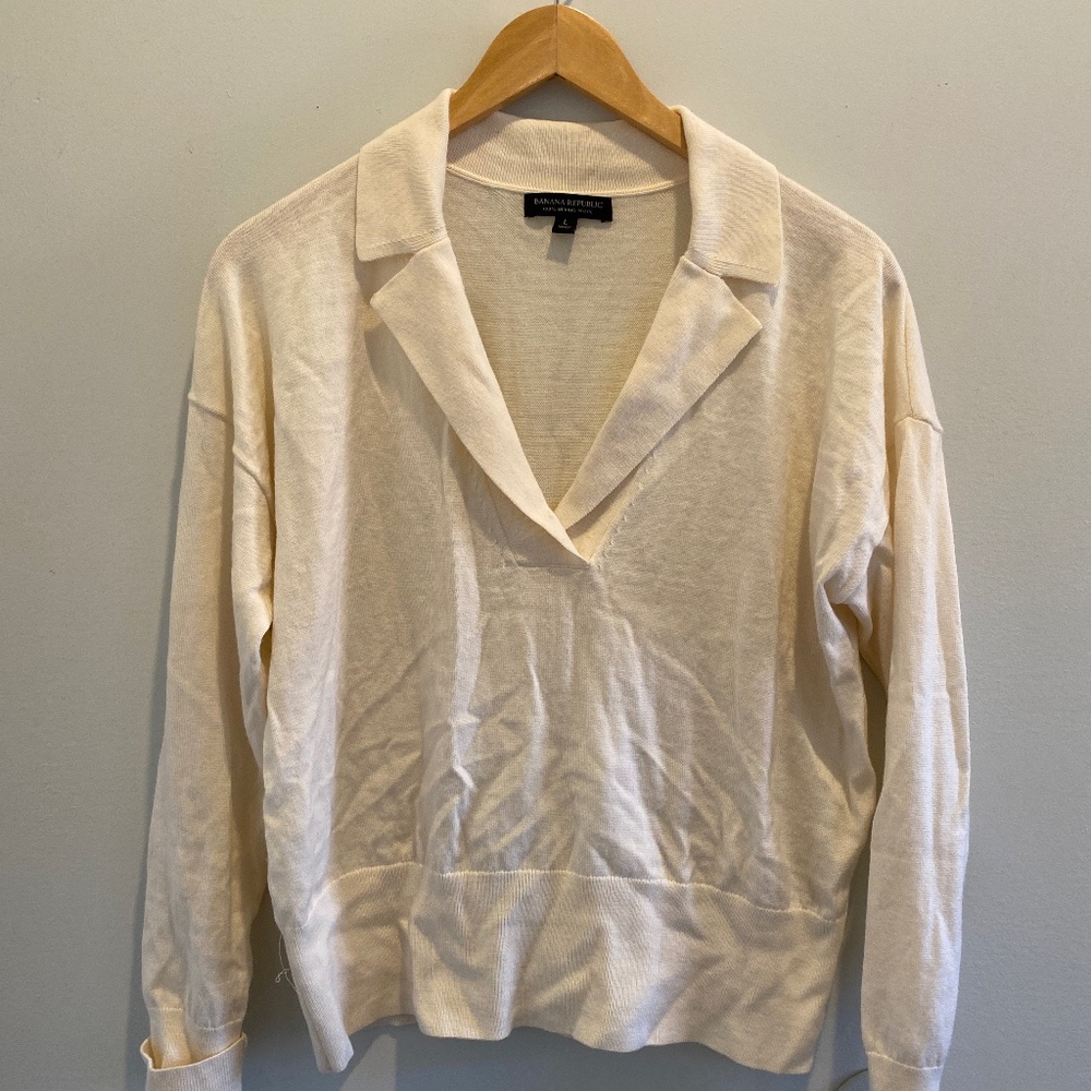Banana Republic Ivory Merino Sweater